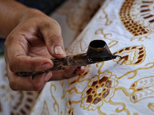 Batik Tulis warna Alam